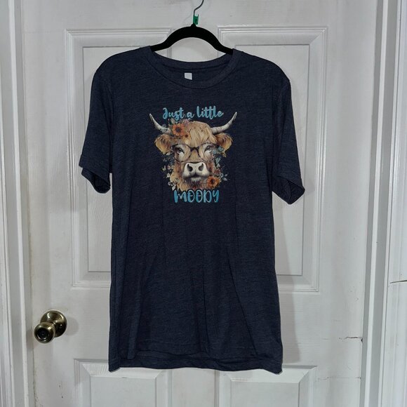 NEW Handcrafted Highland Cow Shirt Size Medium - Picture 1 of 4